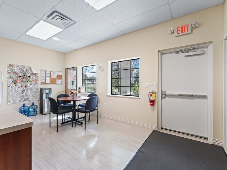 More Photos Of 4636 Bellwether Ln, Oxford Medical For Lease