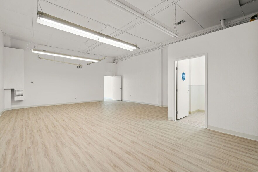 More Photos Of 1465-1467 Park Ave, San Jose Storefront For Lease