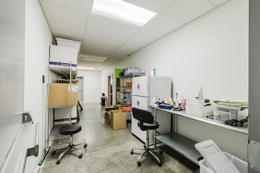 More Photos Of 1120 Hacienda Ranch Rd, Wells Truck Terminal For Lease