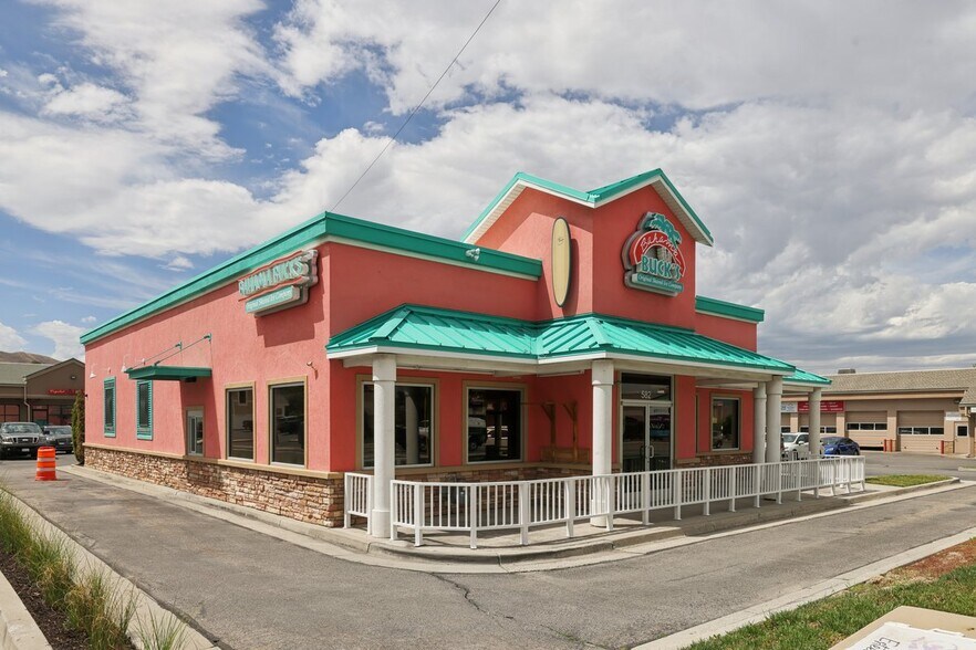 Primary Photo Of 582 E 12300 S, Draper Fast Food For Sale