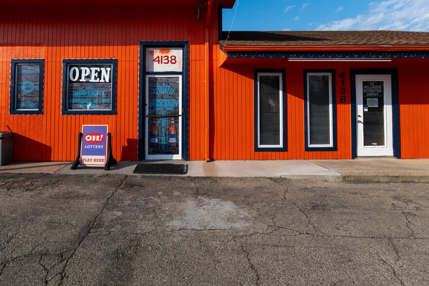 More Photos Of 4134-4138 Dayton Xenia Rd, Dayton Freestanding For Sale