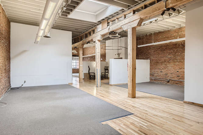 More Photos Of 1822 Blake St, Denver Office For Sale