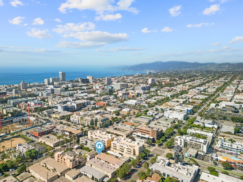 More Photos Of 1518 10th St, Santa Monica Apartments For Sale