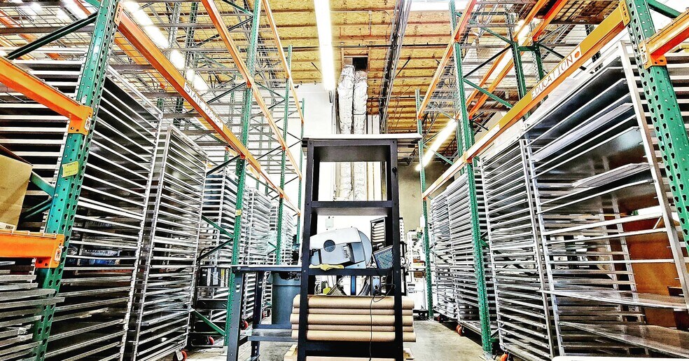 More Photos Of 4020 W Valley Blvd, Walnut Light Distribution For Lease