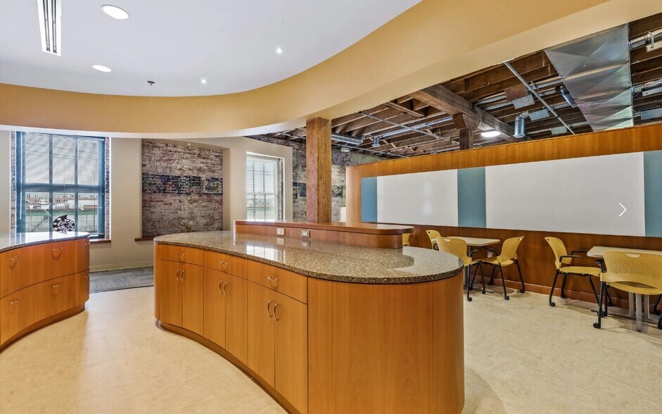 More Photos Of 1407 Fleet St, Baltimore Loft Creative Space For Lease