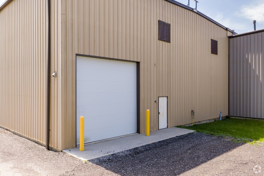More Photos Of 248 Brighton Rd, Andover Warehouse For Sale