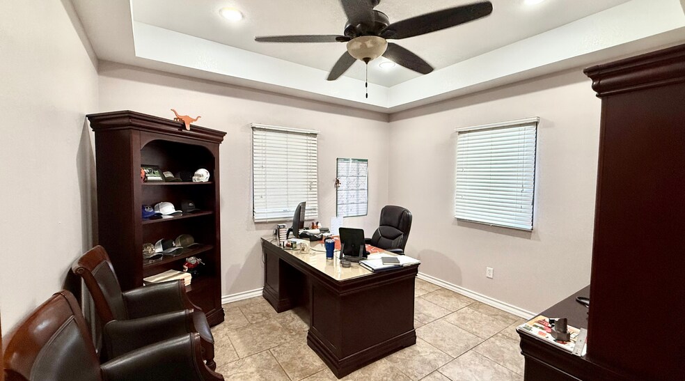 More Photos Of 14625 N Hollyhock Ave, Gardendale Warehouse For Sale
