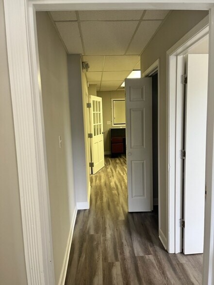 More Photos Of 324 W Pike St, Lawrenceville Loft Creative Space For Lease