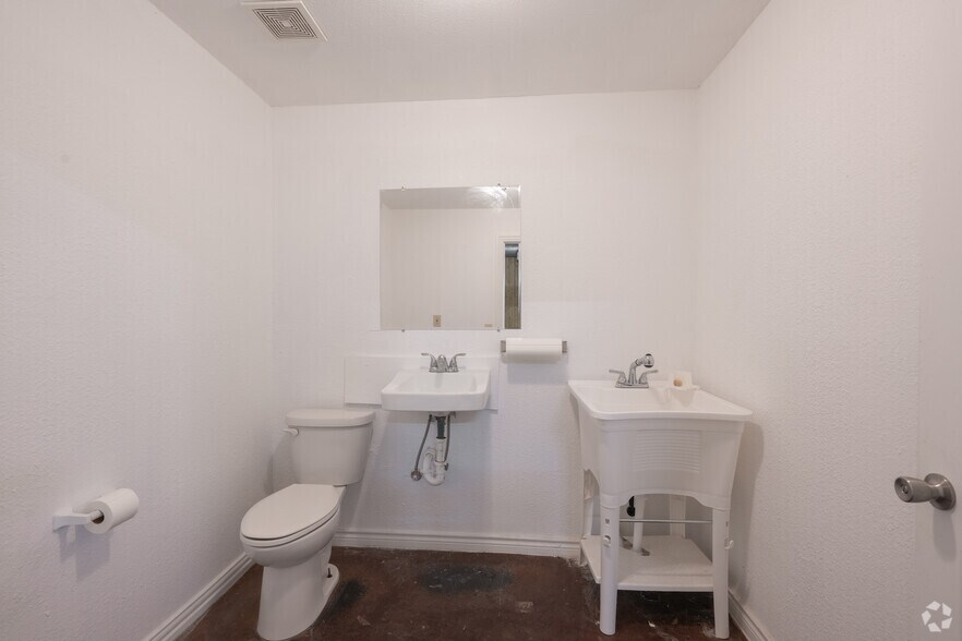 Photo of 1st Floor Ste 302