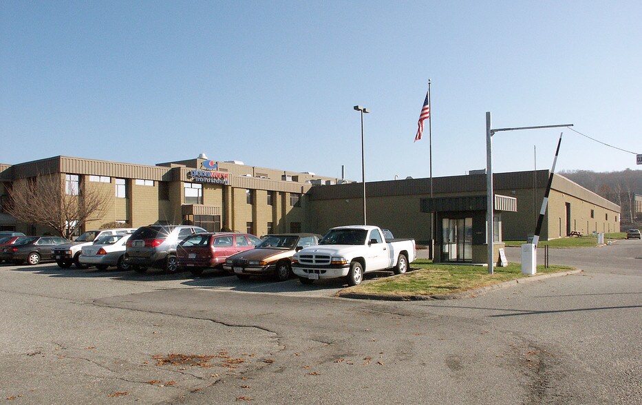 More Photos Of 200 Ward Hill Ave, Haverhill Research And Development For Lease