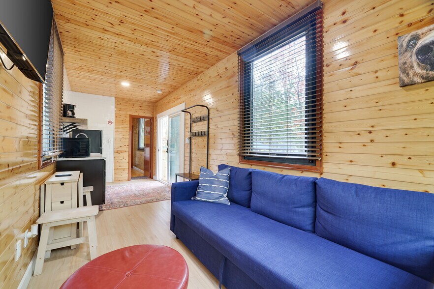 More Photos Of 2624 State Route 534, Albrightsville Hotel For Sale