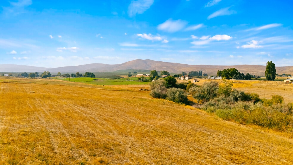More Photos Of Tieton Drive, Yakima Land For Sale