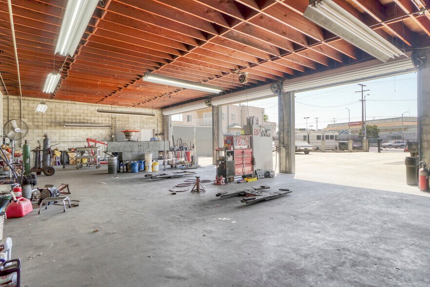 More Photos Of 2317-2323 Pasadena Ave, Los Angeles Auto Repair For Sale