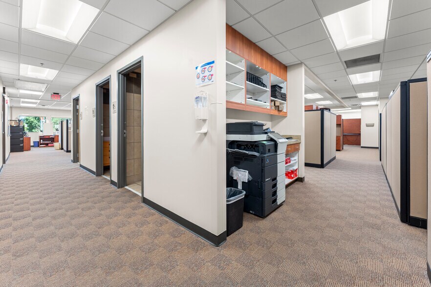 More Photos Of 3300 State St, Salem Medical For Sale