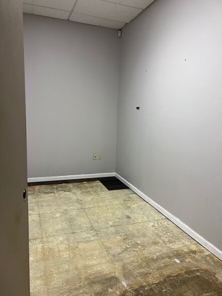 More Photos Of 1901-2009 Black Rock Tpke, Fairfield Unknown For Lease