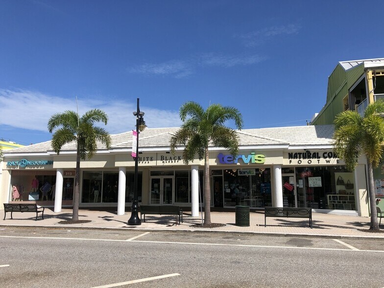 More Photos Of 313-321 John Ringling Blvd, Sarasota Storefront For Sale