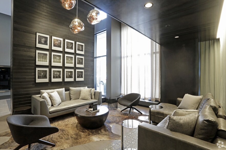 More Photos Of 637-643 N Wells St, Chicago Apartments For Lease