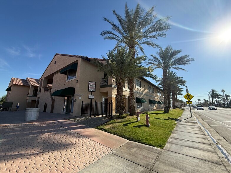 Primary Photo Of 81880 Dr Carreon Blvd, Indio Medical For Lease