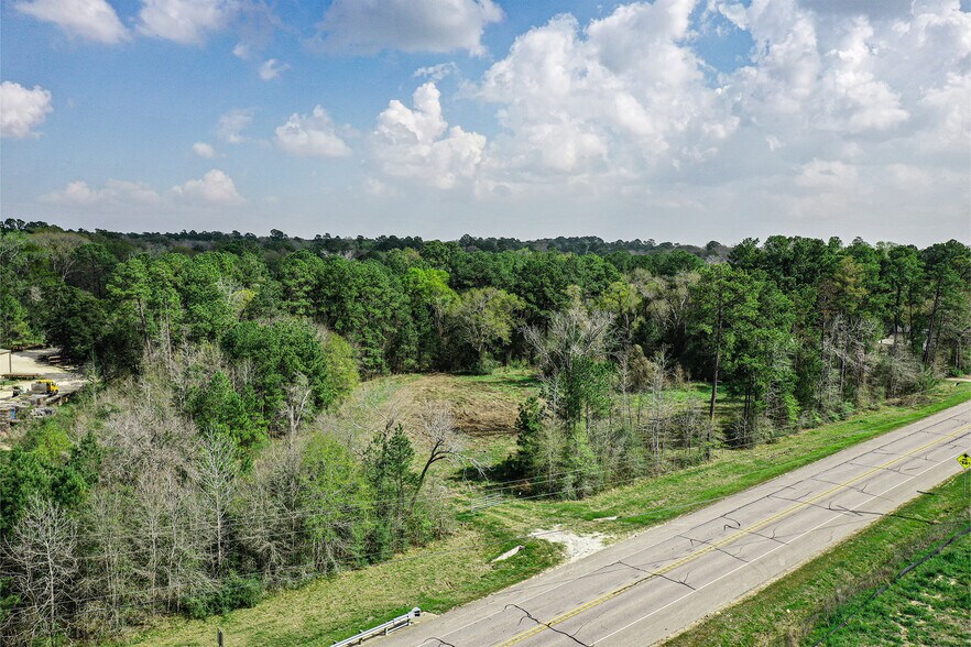 More Photos Of 4 Acres Highway 75 N, Willis Land For Sale