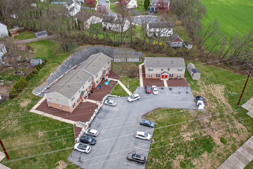 More Photos Of 196 Stone House Ln, Columbia Apartments For Sale