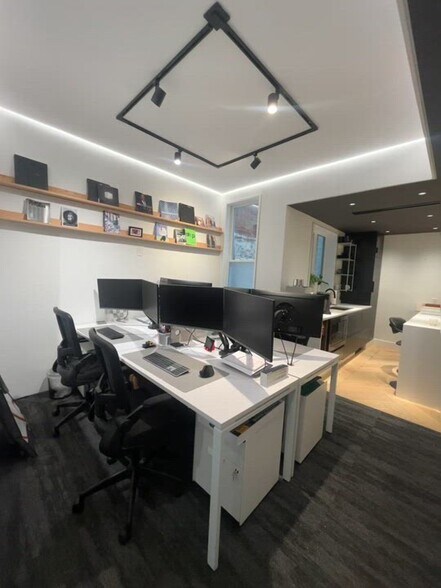 More Photos Of 709 D St SE, Washington Storefront For Lease