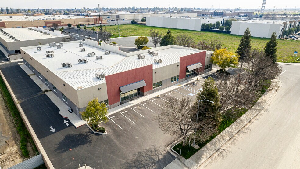 More Photos Of , Bakersfield Office For Sale