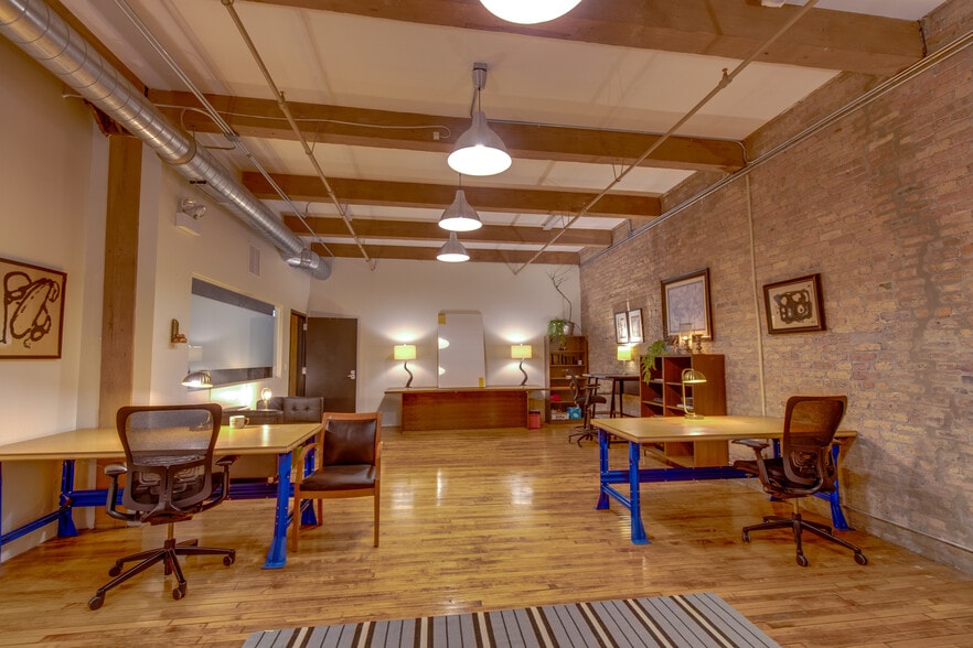 More Photos Of 1132 S Wabash Ave, Chicago Office For Lease