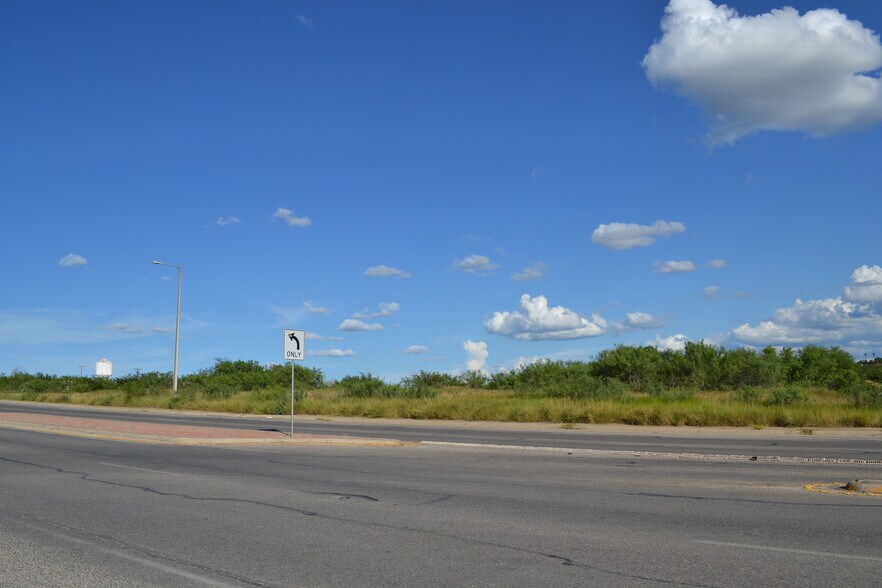More Photos Of 3701 Jaime Zapata Memorial Hwy, Laredo Land For Sale