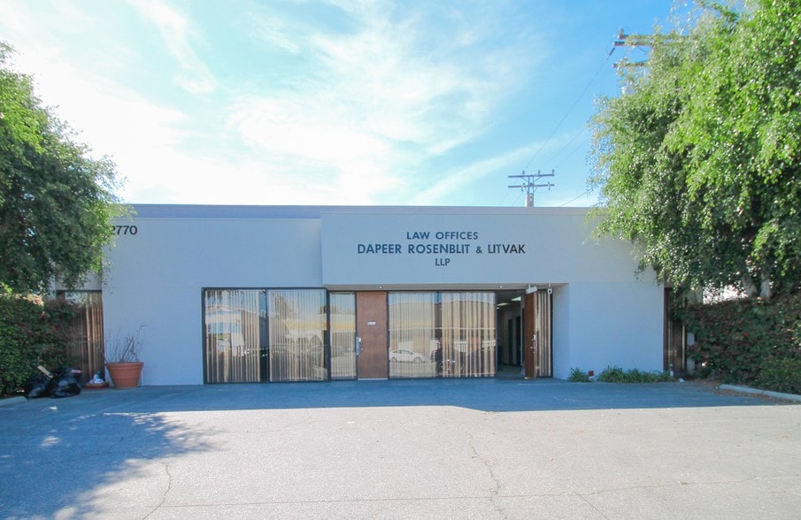 Primary Photo Of 2768-2770 E Slauson Ave, Huntington Park Office For Lease