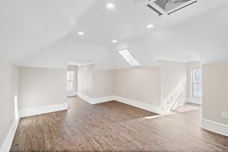 More Photos Of 252 Lincoln St, Denver Apartments For Sale