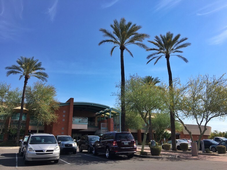 More Photos Of 18404 N Tatum Blvd, Phoenix Medical For Lease