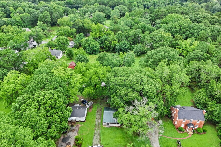 More Photos Of 138 Main St, Sharpsburg Flex For Sale