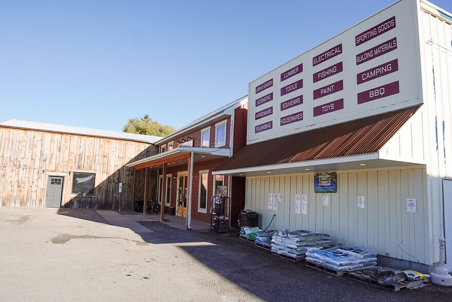 More Photos Of 50 N 2nd E, Soda Springs Convenience Store For Sale