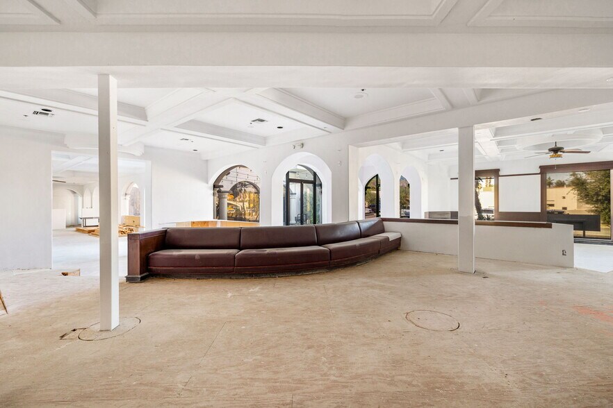 More Photos Of 73101 Highway 111, Palm Desert General Retail For Sale