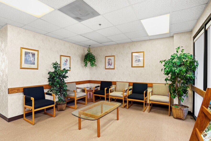 More Photos Of 999 N Tustin Ave, Santa Ana Medical For Sale