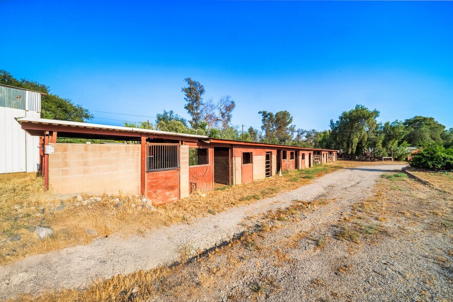 More Photos Of 1449 E Bennett Ave, Glendora Land For Sale