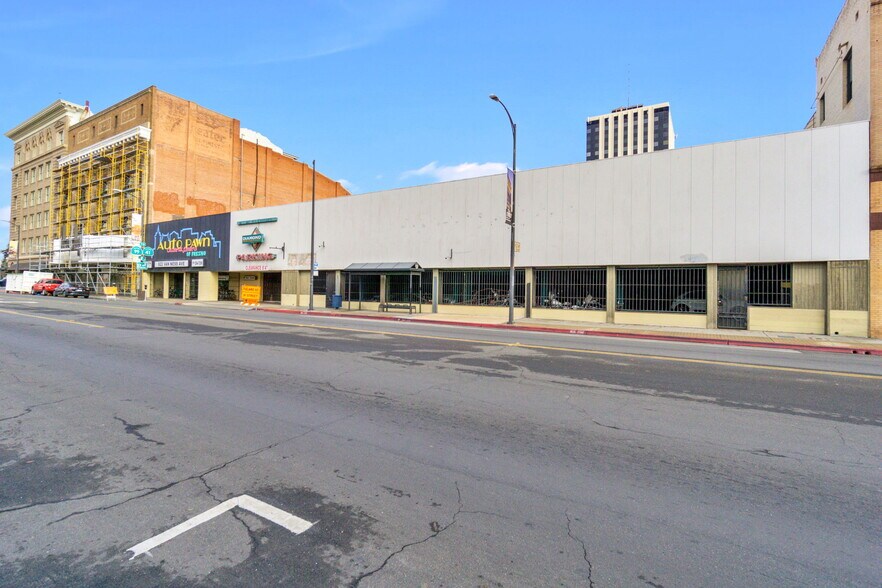 More Photos Of 922 Van Ness Ave, Fresno Storefront Retail Office For Sale