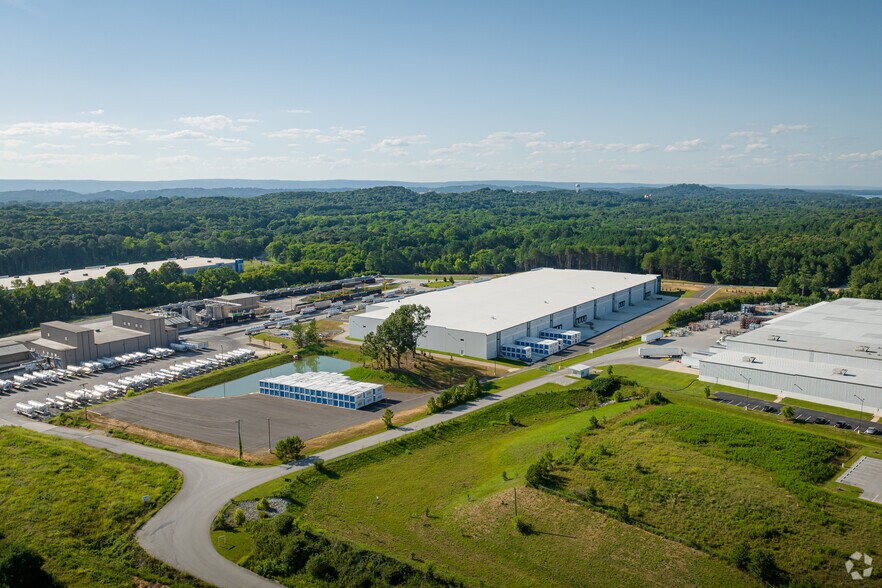 More Photos Of 4885 Claude Ramsey Pky, Chattanooga Manufacturing For Lease