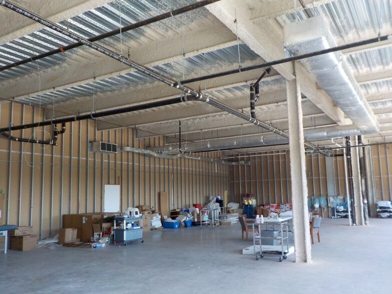 More Photos Of 5700 N Exp 77/83, Brownsville Medical For Lease