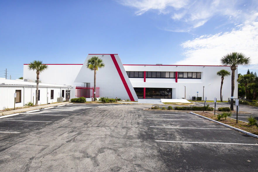 Primary Photo Of 927 Fern St, Altamonte Springs Light Manufacturing For Lease