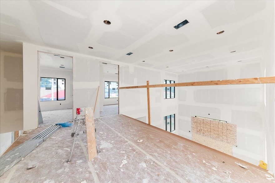 More Photos Of 9878 Kirkpatrick st, Hayden Office For Sale