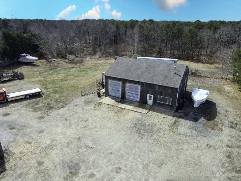 More Photos Of 108 Trotting Park Rd, Teaticket Specialty For Sale