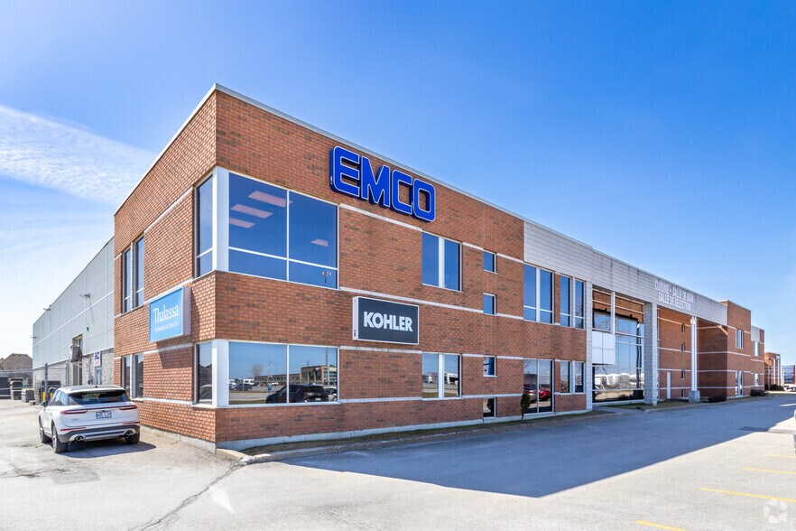 Primary Photo Of 3700-3720 Des Laurentides (A-15) Desste O, Laval Flex For Lease
