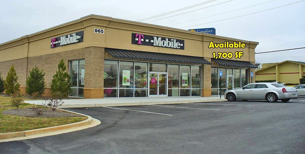 More Photos Of 865 Thornton Rd, Lithia Springs Freestanding For Lease