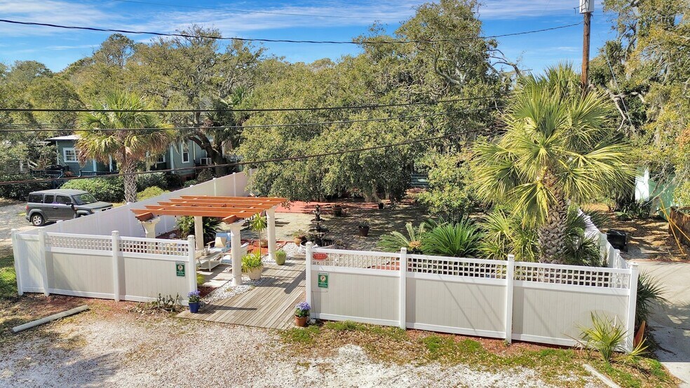 More Photos Of 24 Van Horne Ave, Tybee Island Hospitality For Sale