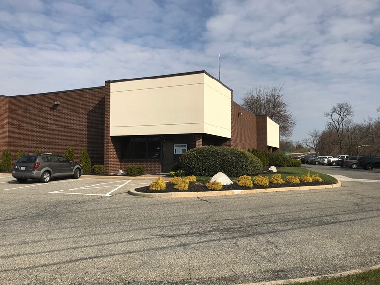 Primary Photo Of 7251 Browning Rd, Pennsauken Warehouse For Lease