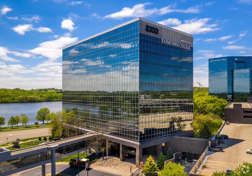 More Photos Of 8000-8500 Normandale Lake Blvd, Bloomington Unknown For Lease