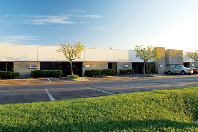 More Photos Of 2720-2796 E Miraloma Ave, Anaheim Warehouse For Lease