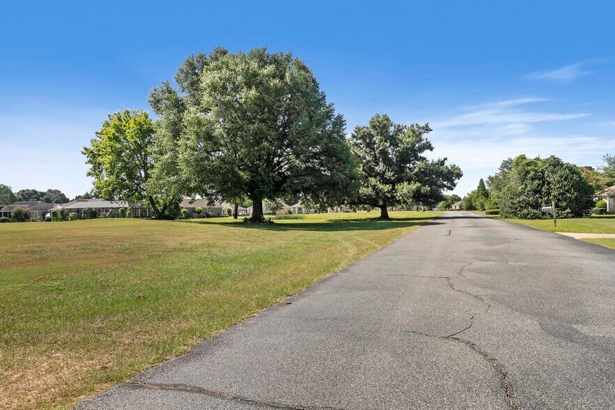More Photos Of 101 Merion Dr, Eufaula Golf Course Driving Range For Sale