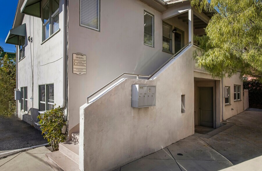 Primary Photo Of 1933 Hillhurst Ave, Los Angeles Office For Lease